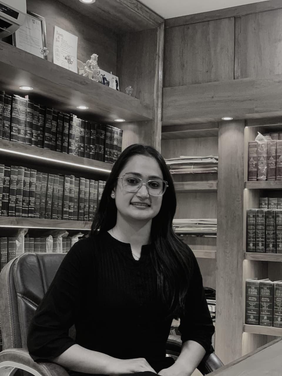 Adv. Disha Jain